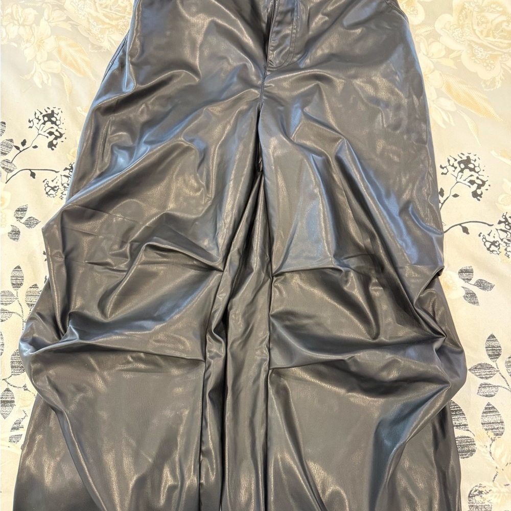 H&M Gray Wide Leg Pants